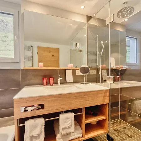 Naco By Arca ツェルマット